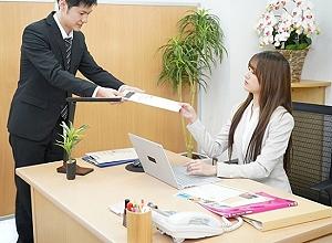 [希島あいり]［先輩＠生出し］OL「うんそれそれ好きぃ」気持ち溢れるSEXで悶えまくり