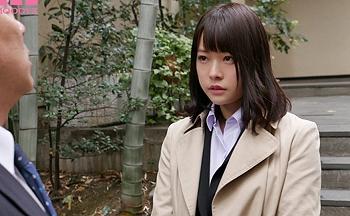 [OL]嫌悪感MAXのキモ上司とまさかの相部屋に…淫語言わされ服従雌犬にされる美女！強制的にイカされる屈辱的レイプw