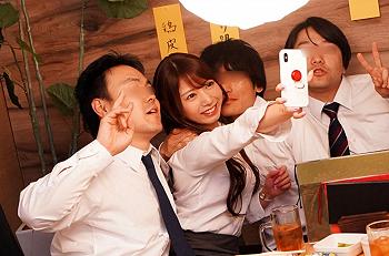 [三十路]【新婚NTR】急な相部屋は男女混合！酔い潰れた女社員をホテルで好き放題…熱い肉棒を人妻に何度も突き立て一晩中連続発射ｗ