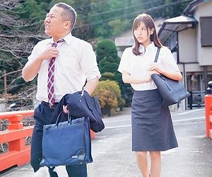 [桜空もも]《寝バックOL》OLお姉さんがたまらず見つめちゃう色味おっぱいで距離感もばっちりのおねだりSEXでイっちゃう