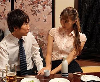 [OL]［星宮一花×黒パンスト］激しいプレス運動の濃厚なセックスで頭がぼーっとなり大量出しをされる美人社員